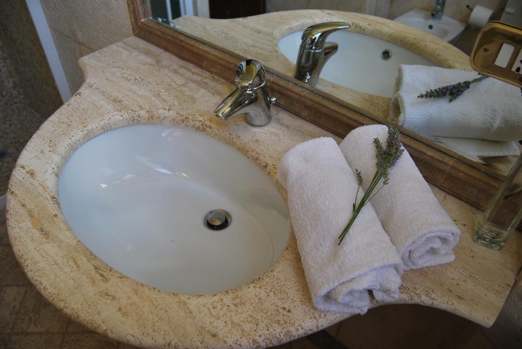 Bed And Breakfast Il Cappero Rapolano Terme Exterior photo